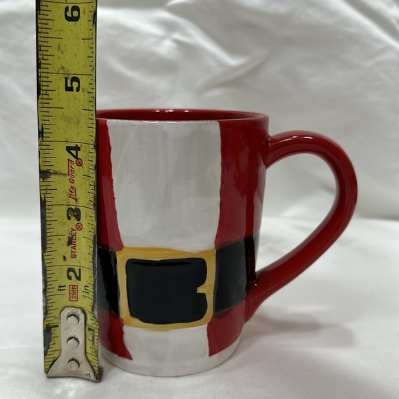 Santa suite mug - Picture 2 of 7
